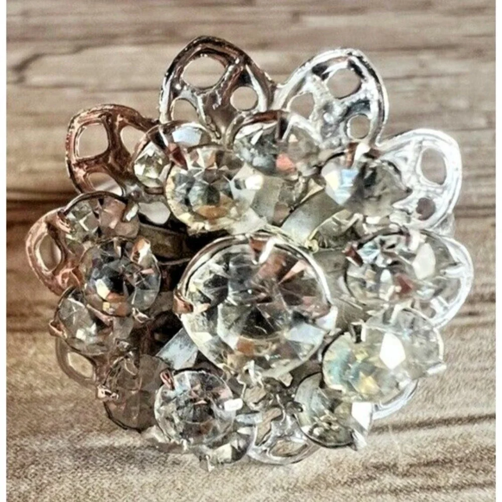 Vintage Sarah‎ Coventry Adjustable Silver Tone Rhinestone Cluster Ring 1960s MCM